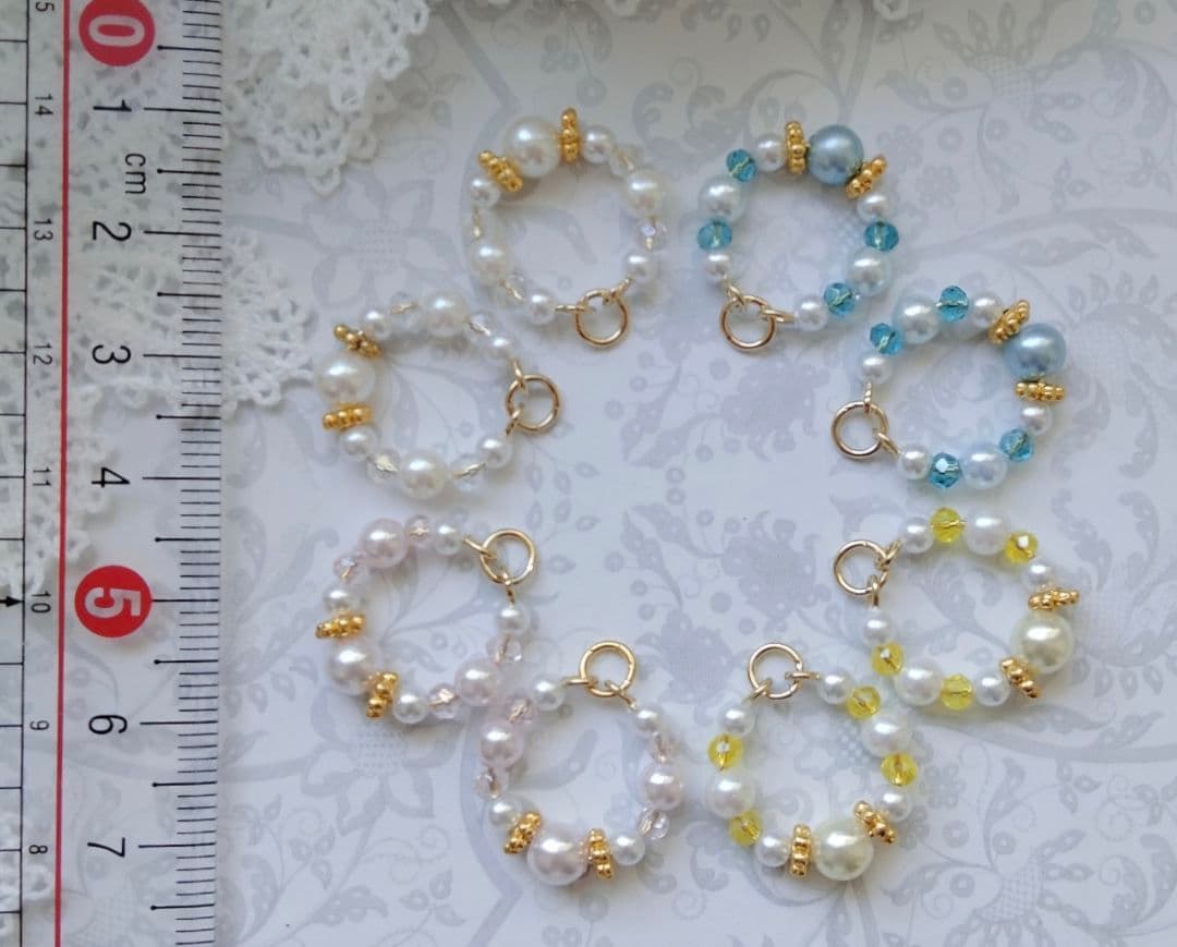 【商談中です】ハンドメイドコネクターチャーム⭐とんがらない⭐春カラー