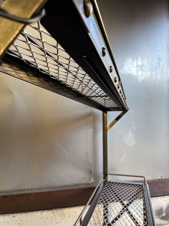 リベットアイアンラック［ダクトレール付］植物棚　アイアン家具　ボタニカル