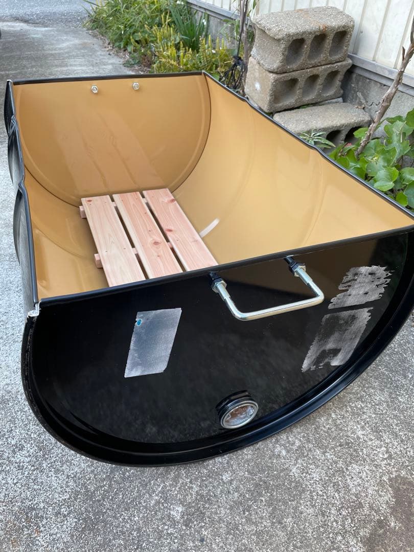 ドラム缶風呂 横置きタイプ スノコ付き - メルカリ