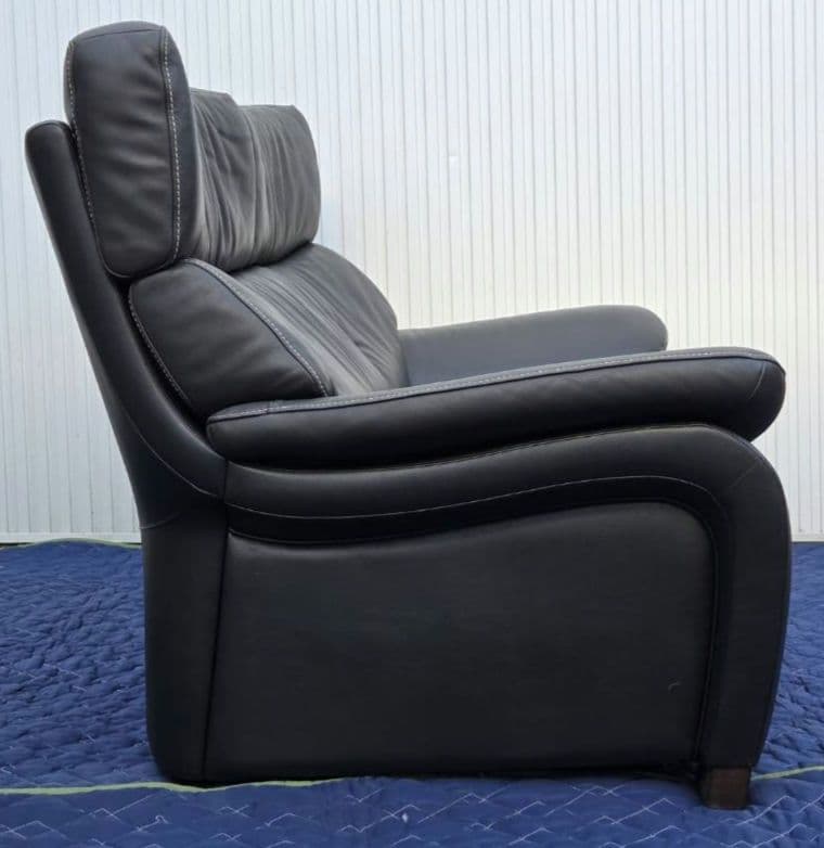 ◆送料込◆カリモク本革2.5人掛ソファ ZT7312 幅168cm直接お渡し歓迎