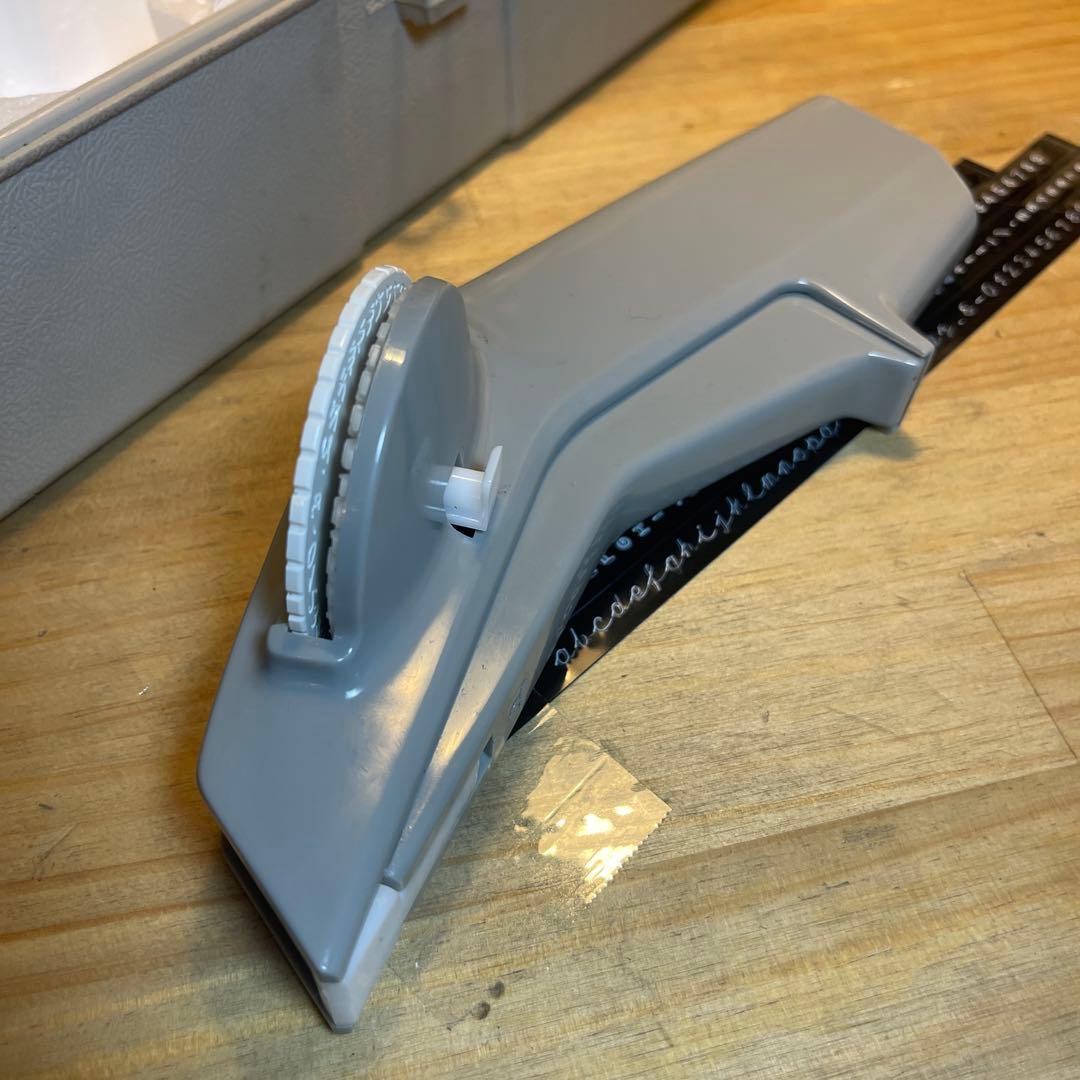 □製品保証□ 【繋がる筆記体・文字盤4個】ダイモ 1610 DYMO 16218