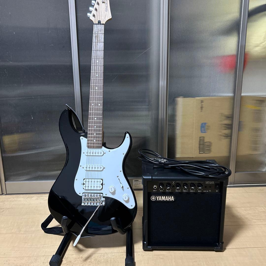 Yamaha エレキギター ブラック ＋ アンプ LEGEND LST-Z B エレキギター 初心者14点セット 【ヤマハアンプ付き