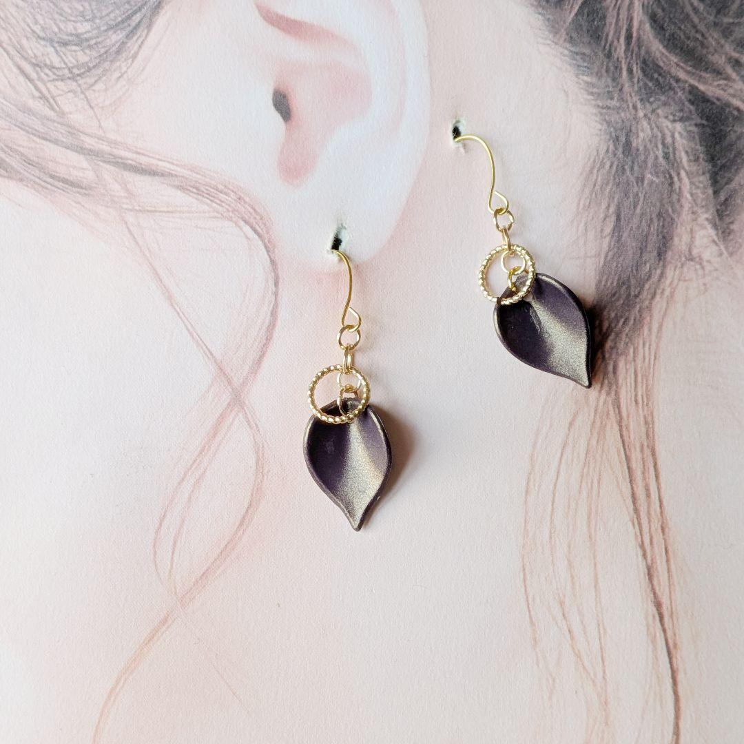 ハンドメイドピアス☆438 - メルカリ