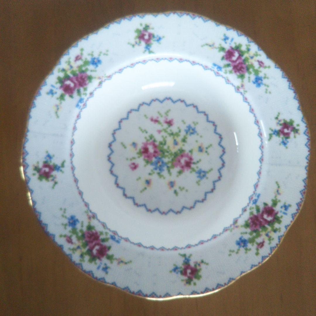 ロイヤルアルバート ティーポット&プレート6枚