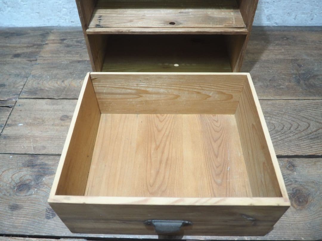 1383 引き出し付　杉の収納棚　飾り棚　オープンラック　ケース　古家具　レトロ