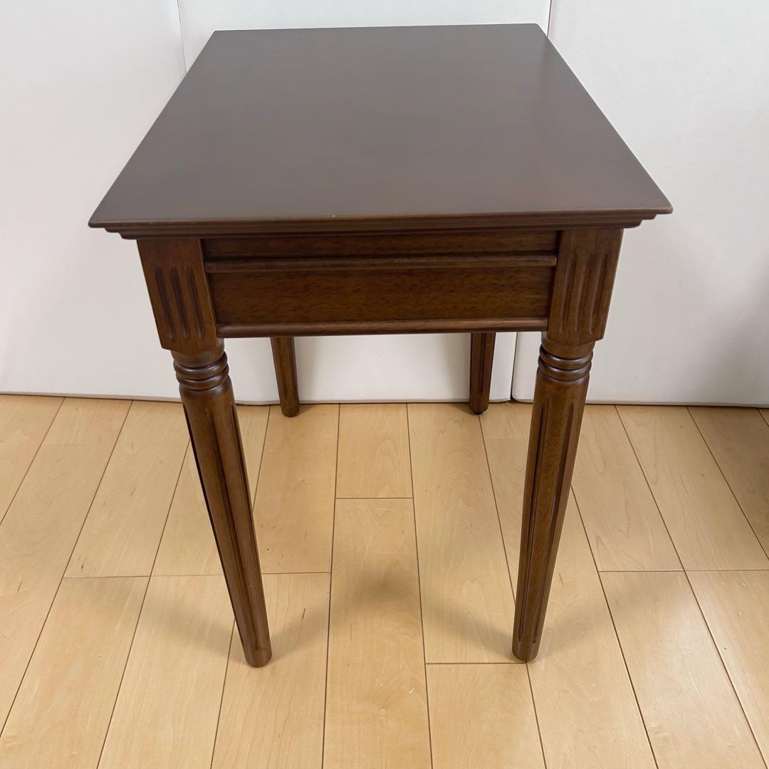 アンティーク　サイドボード　テーブル　ナイトテーブル　突板　天然木　ダイヤモンド