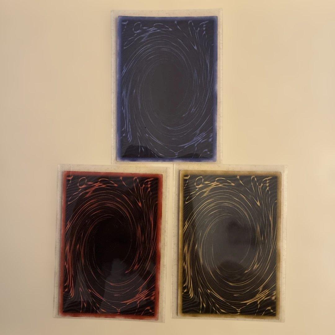 遊戯王 早い者勝ち一点のみ。三幻神 シク 極美品 センタリング良好