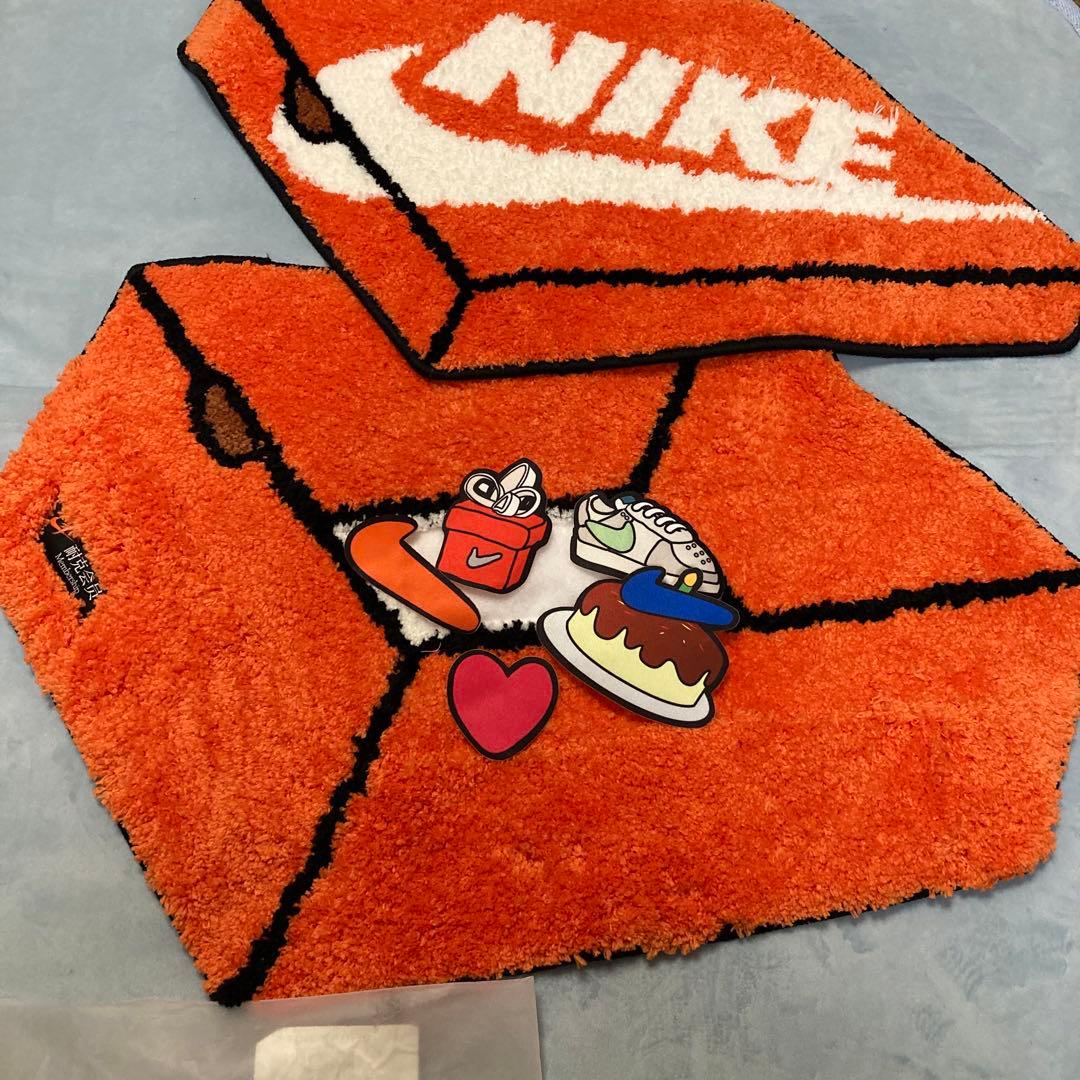 【新品】NIKE BOX RUGMAT \"ORANGE\" 玄関マット　ラグマット