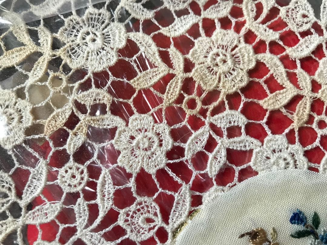 ベルサイユ姫系　パリ購入フランスアンティーク　プチポワン　真鍮脚付　ガラストレイ