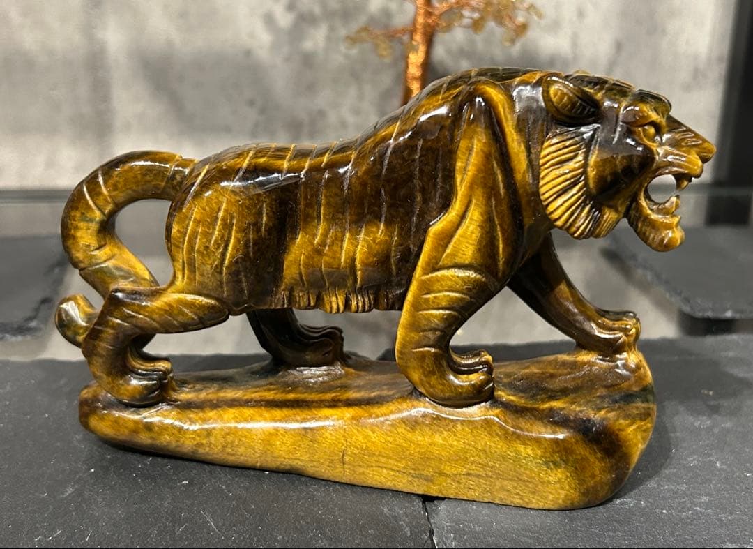 虎置物　タイガーアイ