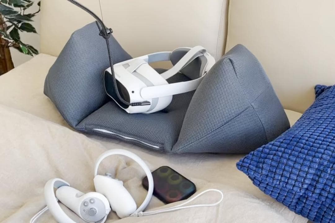 ぶいすいーと vrchat V睡眠用 まくら【専用カバー付き】