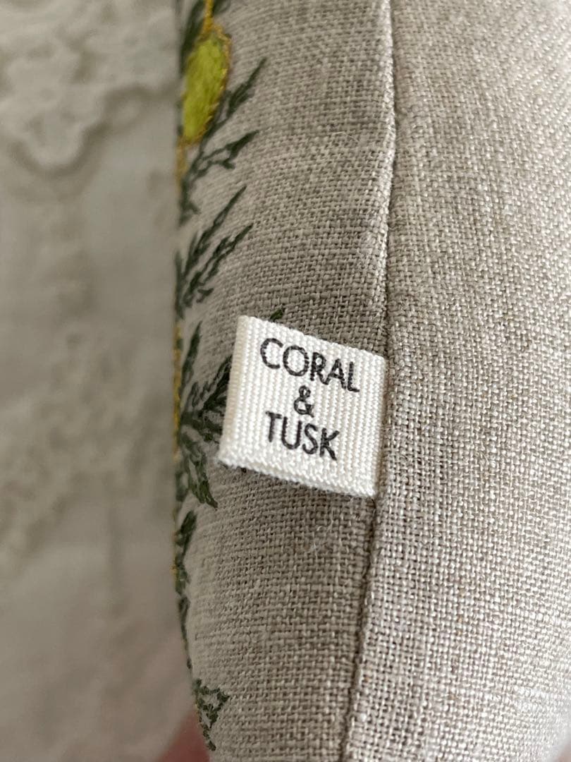 新品　コーラル＆タスク　クリスマスポケットツリー