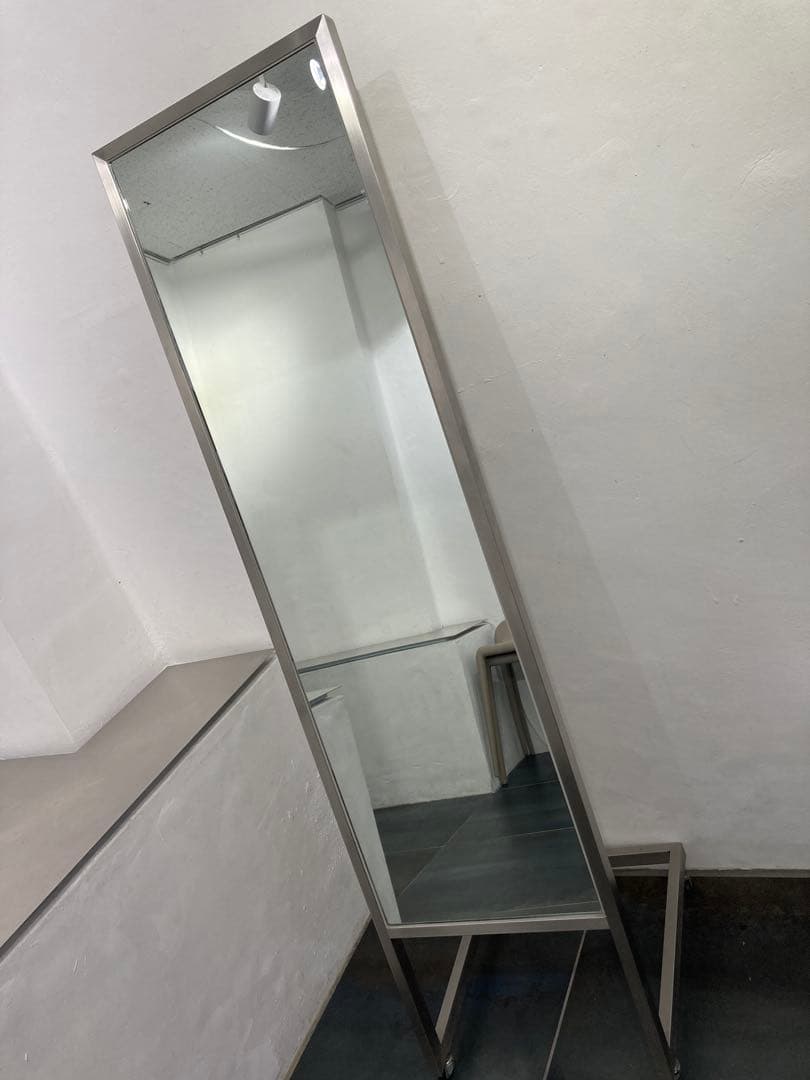 25万! ギャラリー仕様 全身 大型 ミラー 鏡 スタンド knoll 姿見