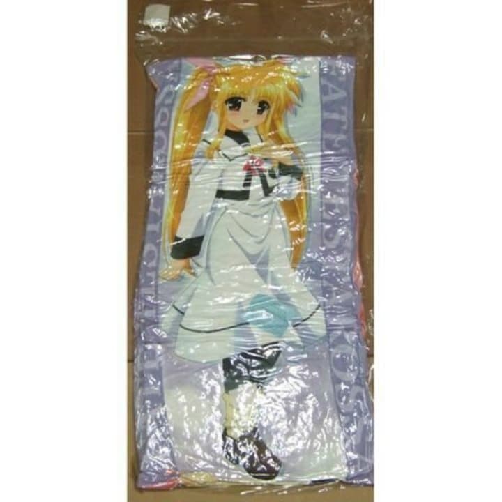 新品 リリカルなのはA's なのは＆フェイト抱き枕(小学生)