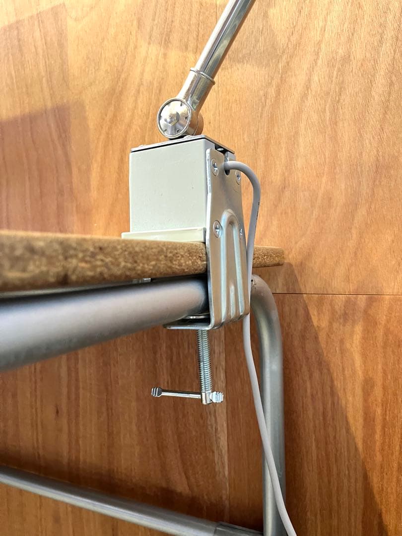 デスクライト タイプ50Hz インダストリアル