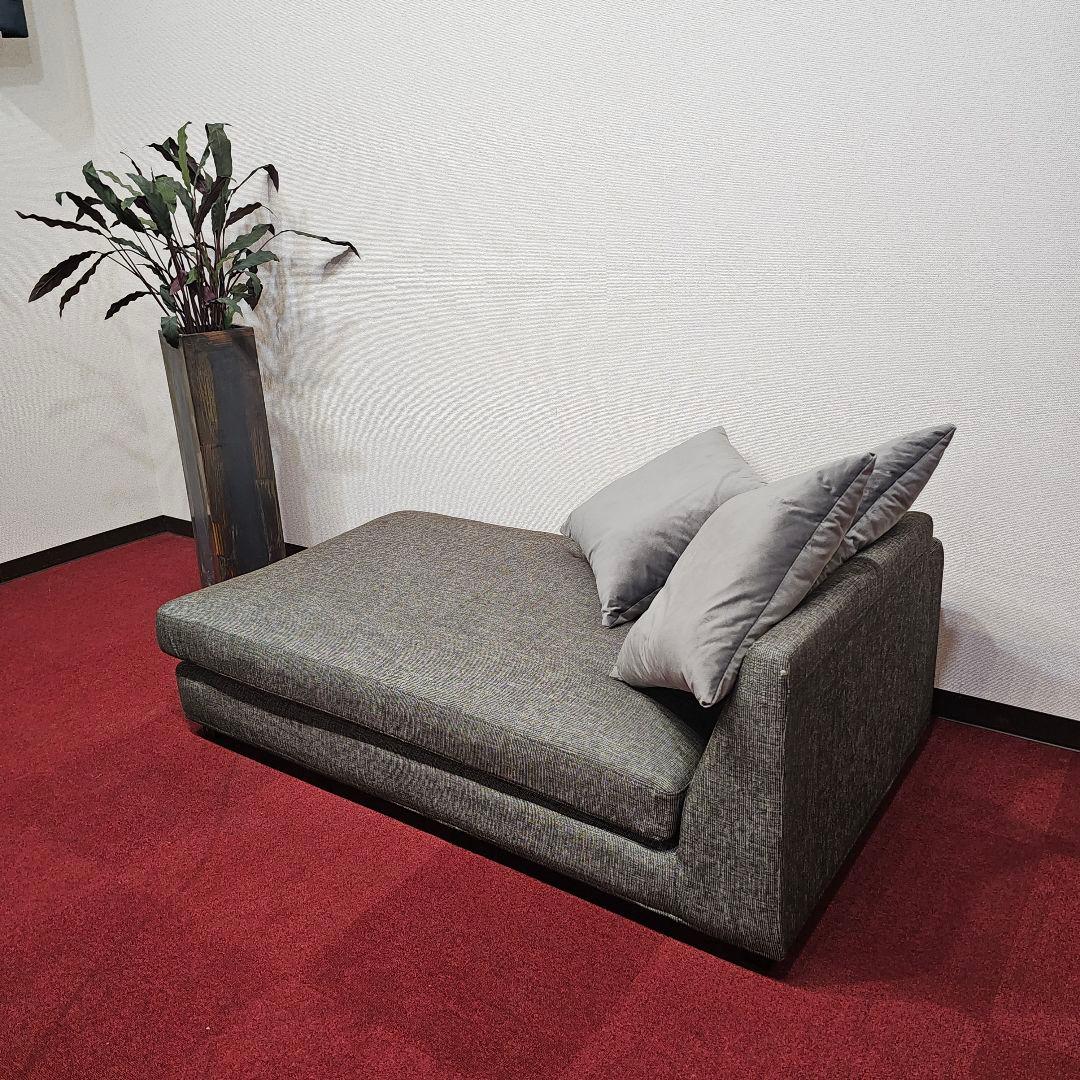 東京23区送料無料 グレーの1人掛けソファ（クッション付き）