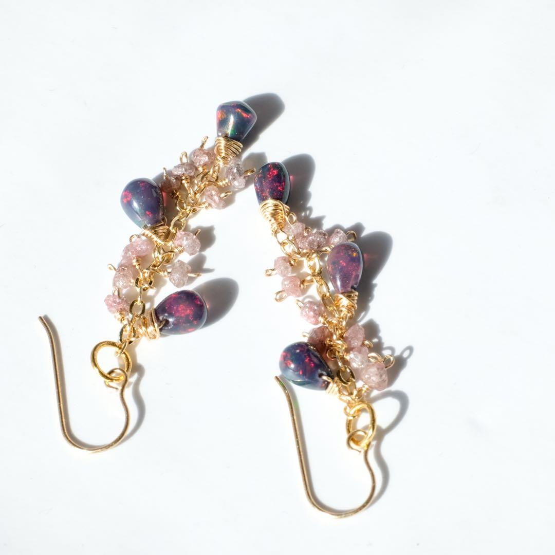 14kgfブラックカラーオパール・ピンクダイヤモンドピアス/イヤリング