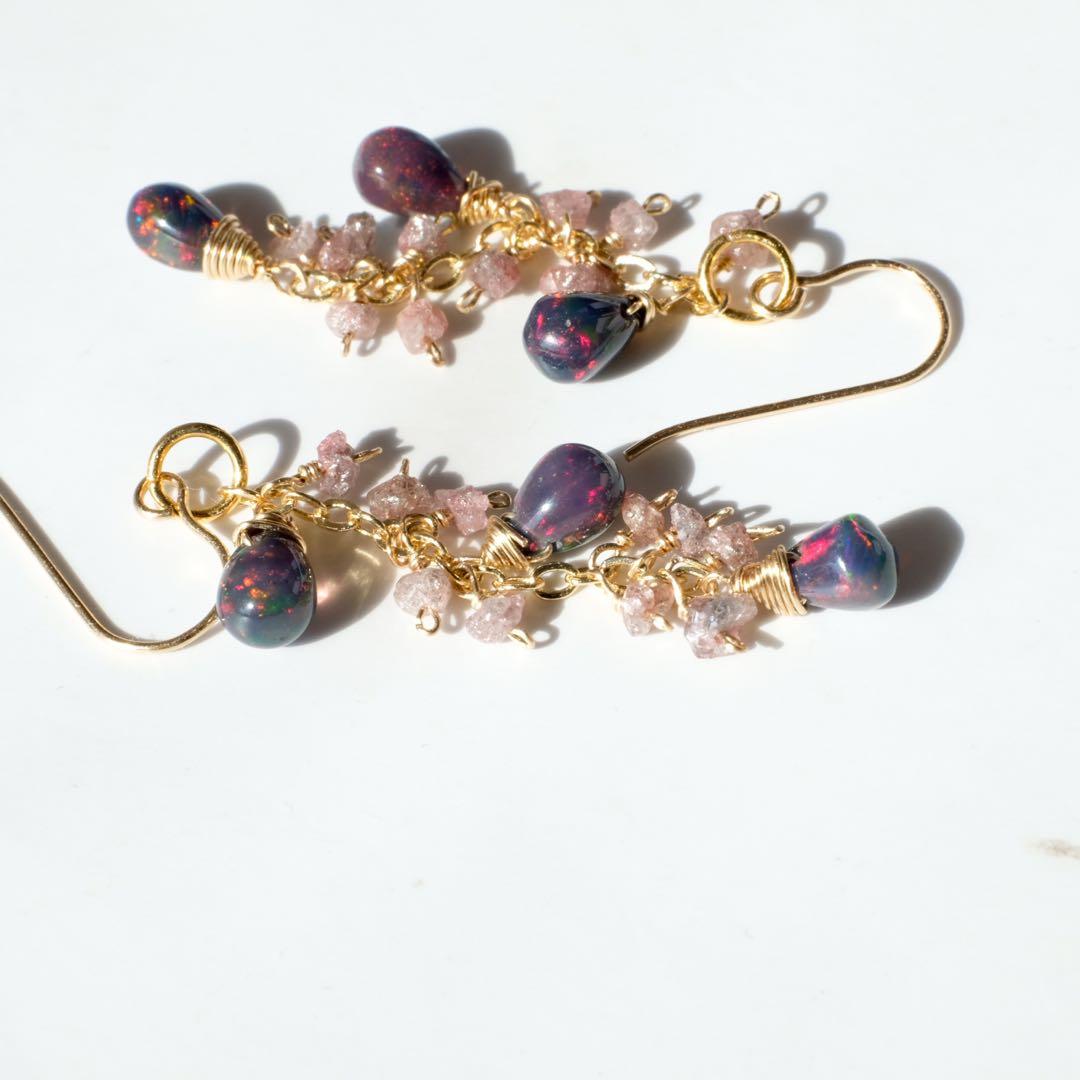 14kgfブラックカラーオパール・ピンクダイヤモンドピアス/イヤリング