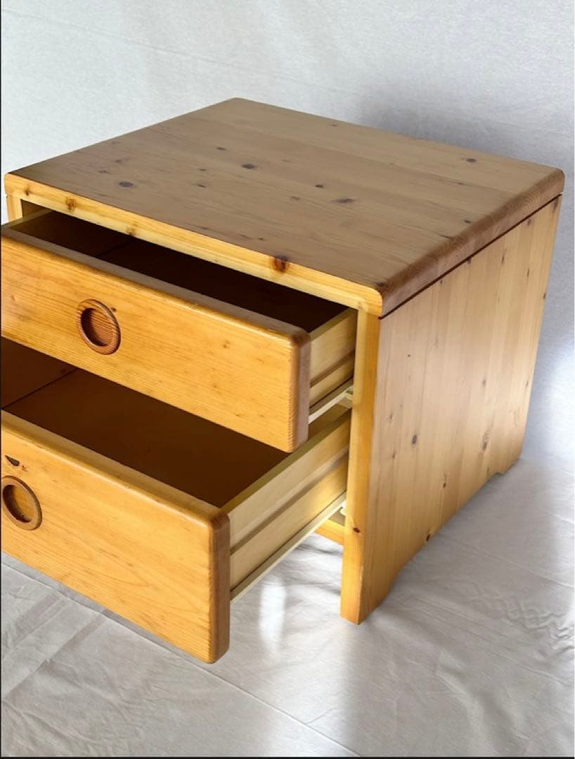 S*S様 Charlotte Perriand side table 60s