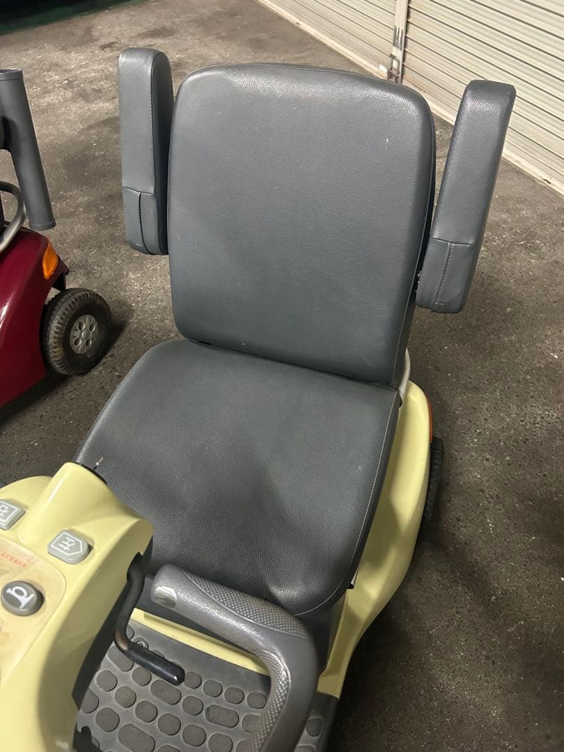 スズキ セニアカー　ET4D