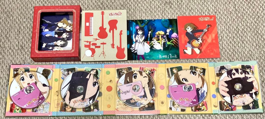 けいおん! TV版1期,2期,劇場版 Blu-ray BOX セット - メルカリ