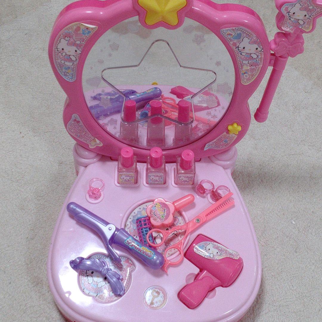 ふしぎな☆ドリームドレッサー ハローキティ - メルカリ