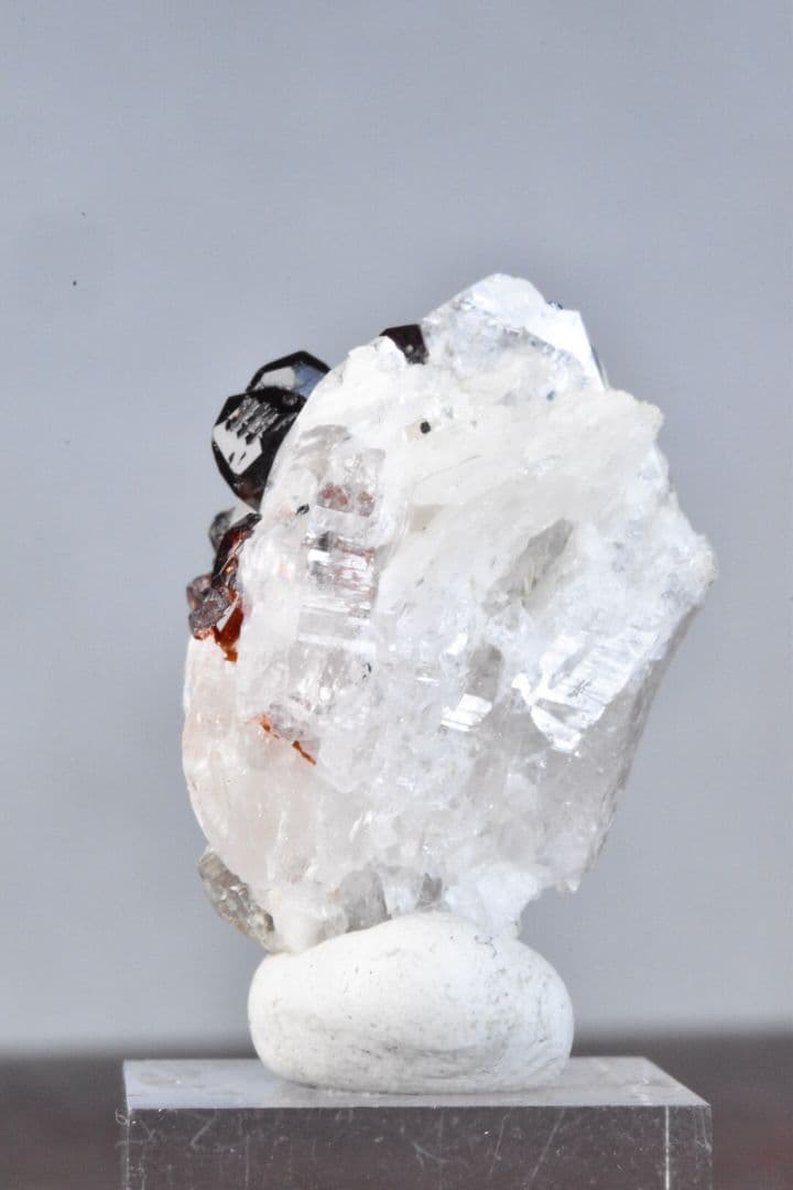 パキスタンスカルドゥ産 ガーネットオンクォーツ