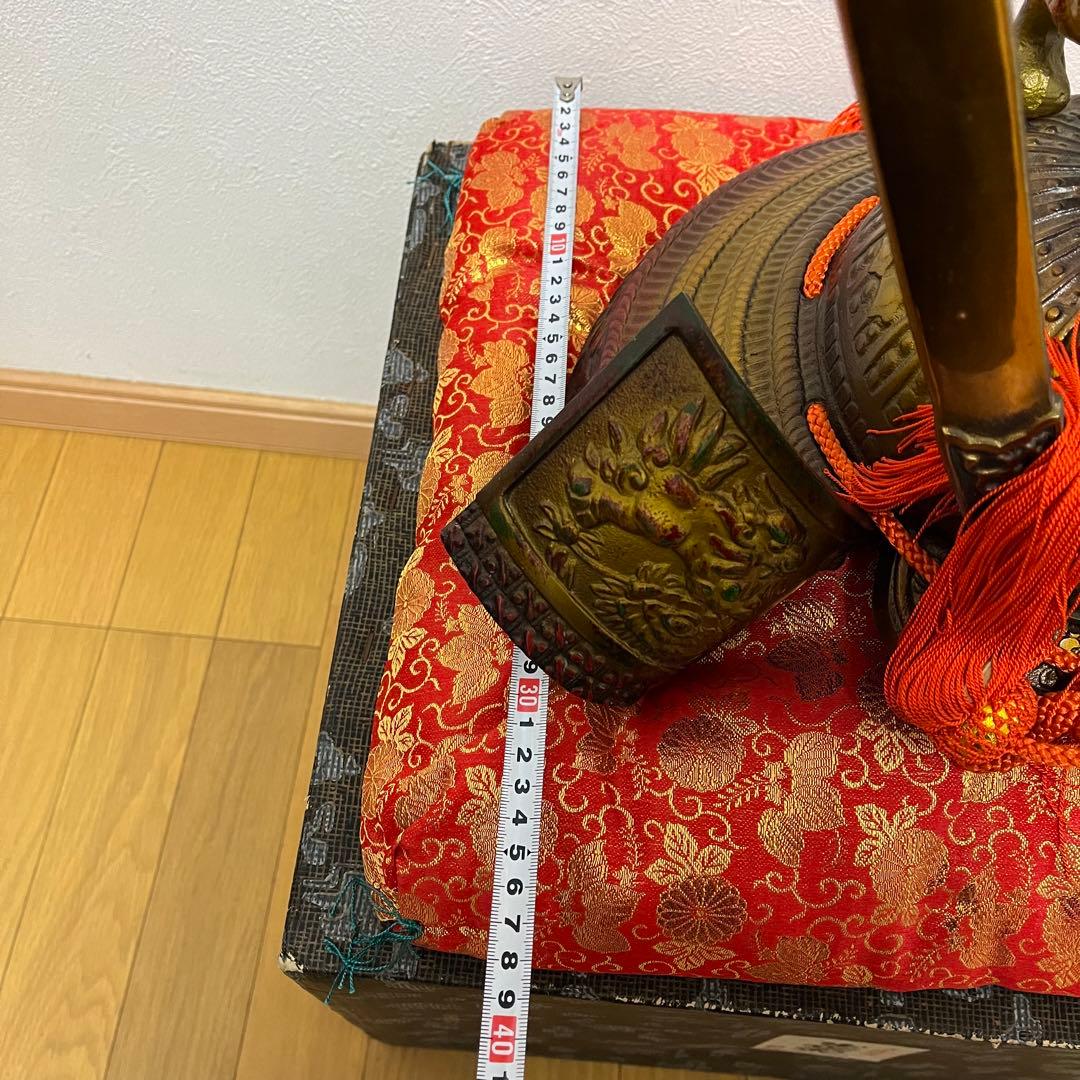 刻印あり　源九郎義経　長鍬型獅子頭の兜「出世兜」