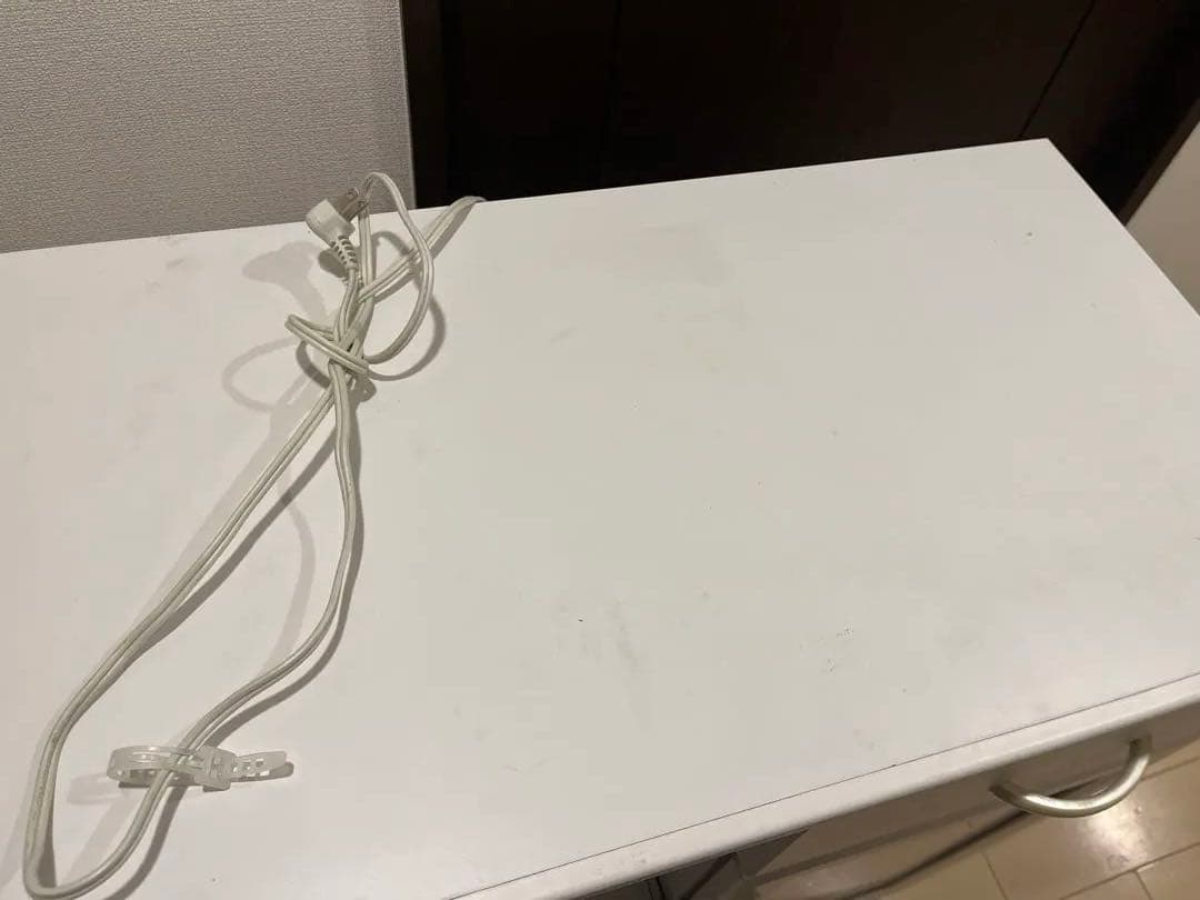 限定値下げ！食器棚　キッチンボード　食器棚　電源　白　新生活