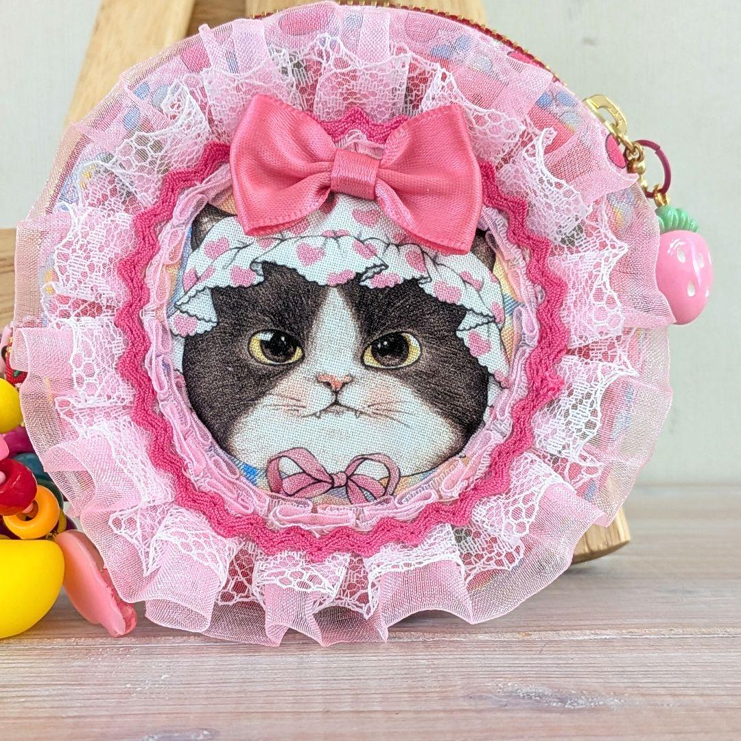 ✩.*˚コヤンイサムチョン❤˚まん丸ポーチ❤ - メルカリ