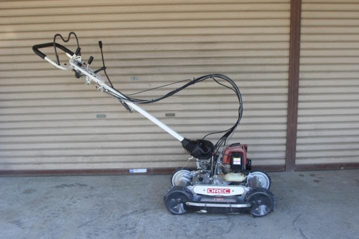 草刈機　オーレック　スパイダーモアー　SP650A　4WD　爪新品　斜面刈