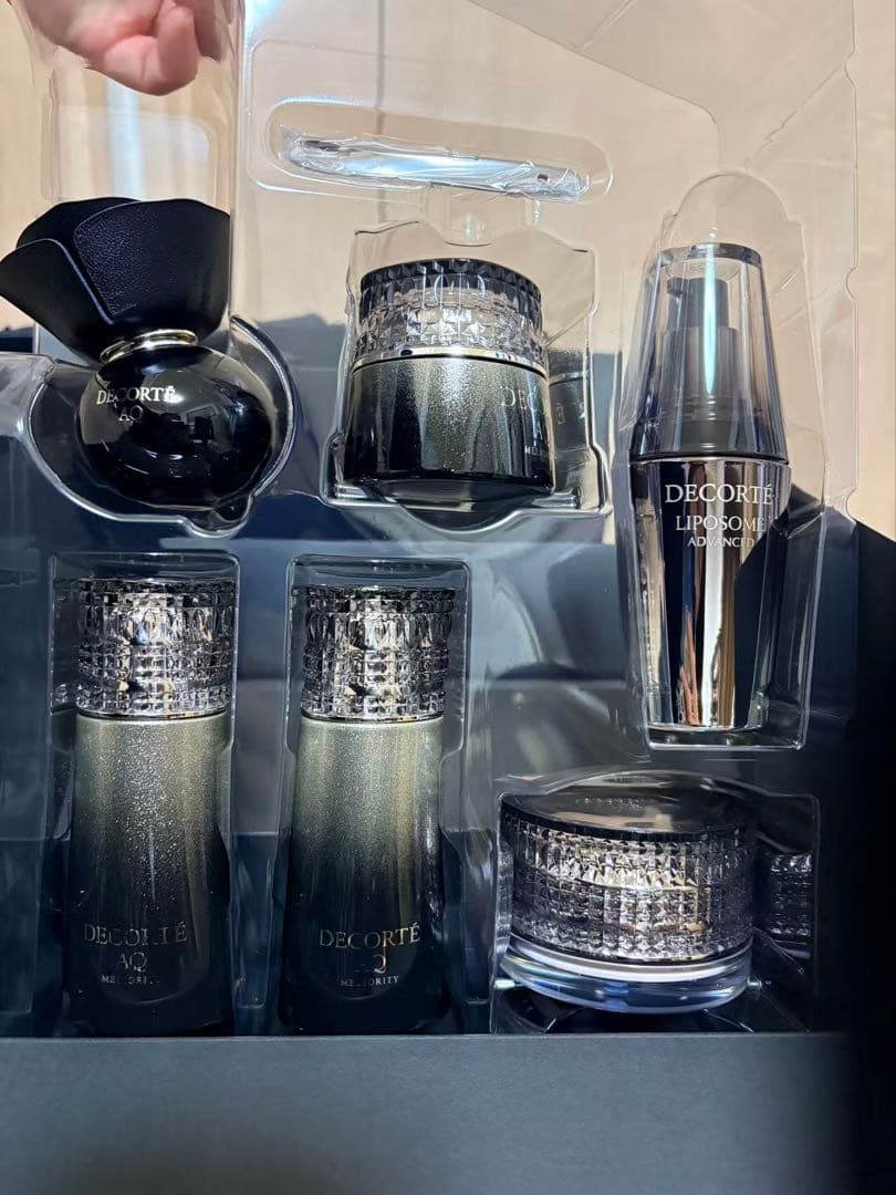 週末限定価格コスメデコルテ エターナルエレガンス ボックス 2025