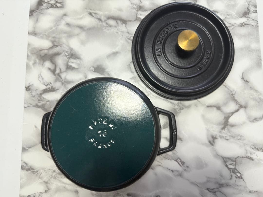 STAUB ストウブ　ココット　ラウンド　18cm ブラック