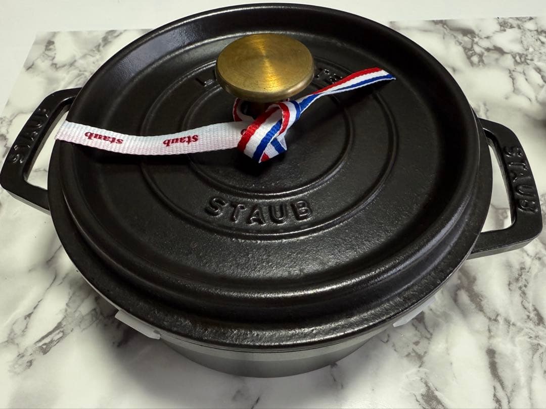 STAUB ストウブ　ココット　ラウンド　18cm ブラック