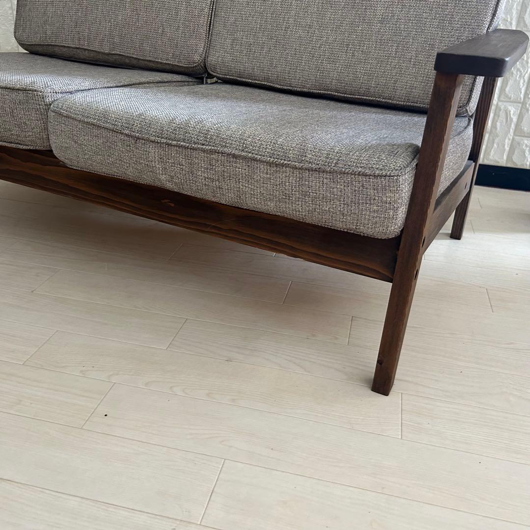 都内23区送料無料❗️ 2人掛けソファ　木製フレーム✨