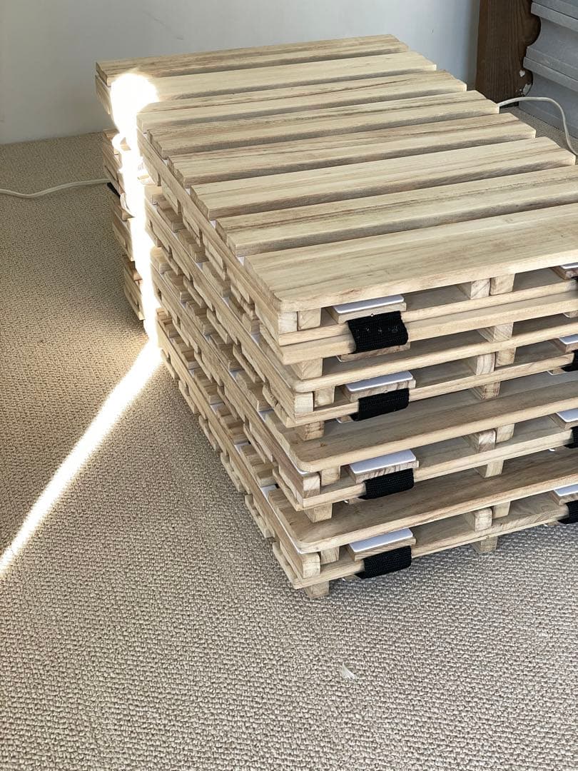 三折桐材すのこベッドクイーン(連結4台)サイズ約200×160cm