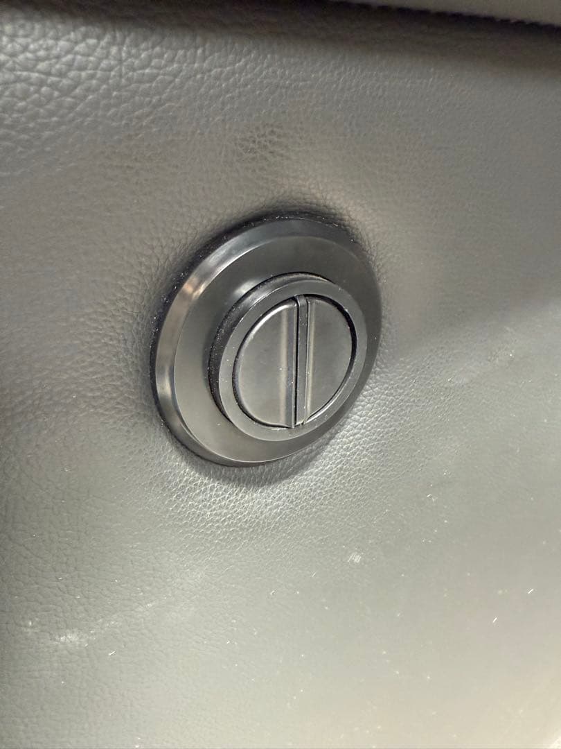 名古屋市内無料配送 ニトリ Nビリーバ 電動リクライニングソファ