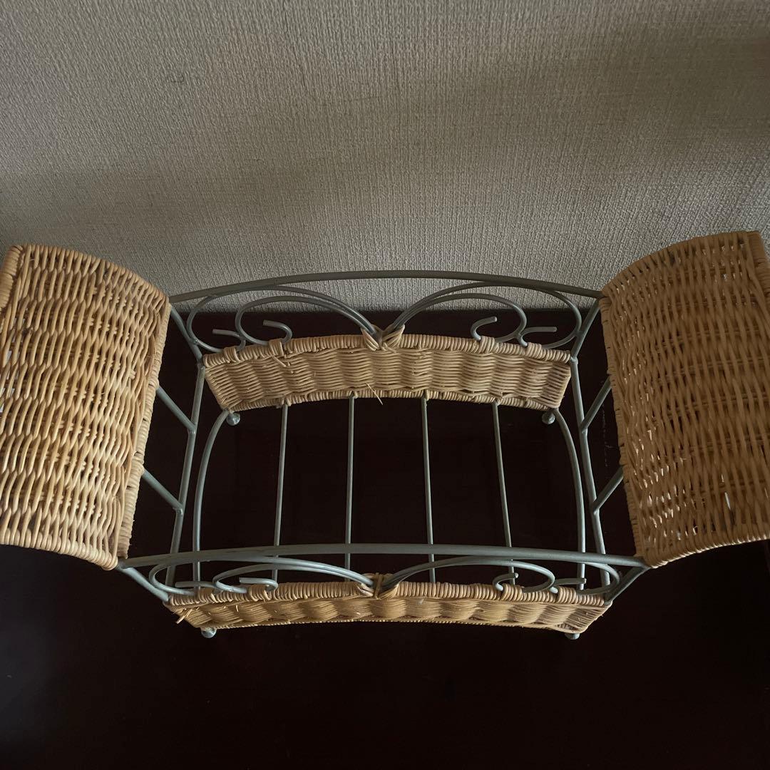 籐製ハンドル付きバスケット