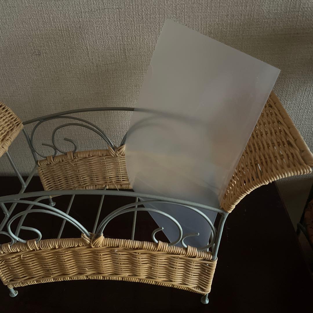 籐製ハンドル付きバスケット