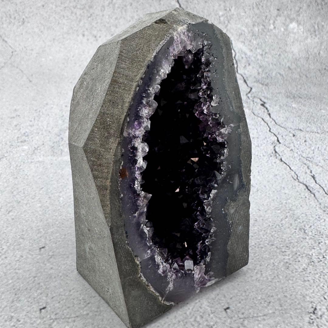 G-99アメジストクラスター 小型ドーム 原石 天然石 パワーストーン　希少