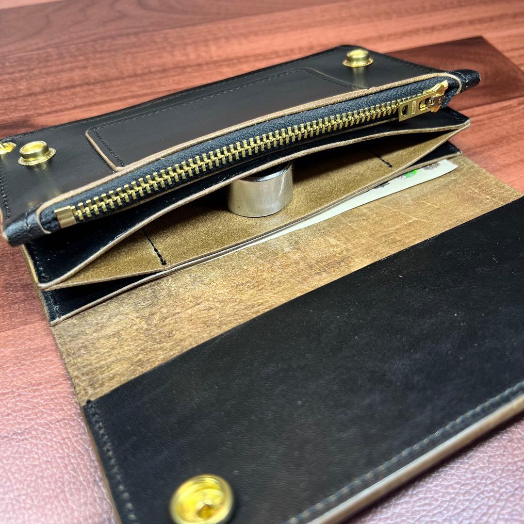 【トラッカーウォレット ロング】 3層 ホースバット universal