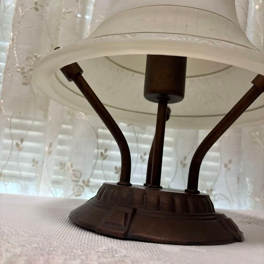 クラシック ホワイトガラス シャンデリア 廃盤品