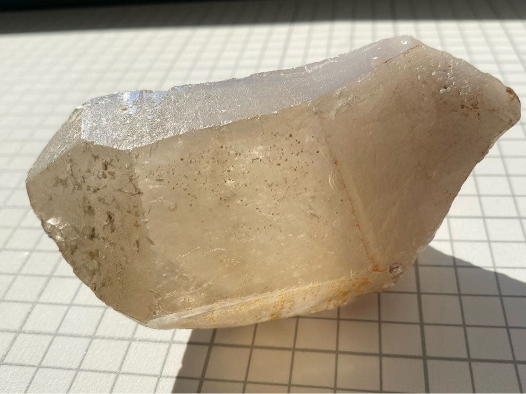 ライトニングクォーツ　雷水晶　天然石　ライトニングクリスタル　水晶　原石