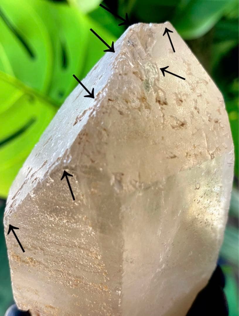 ライトニングクォーツ　雷水晶　天然石　ライトニングクリスタル　水晶　原石