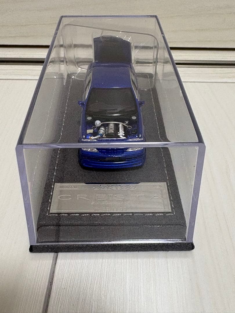 週末価格《新品箱付》1:64 トヨタ クレスタ ミニカー