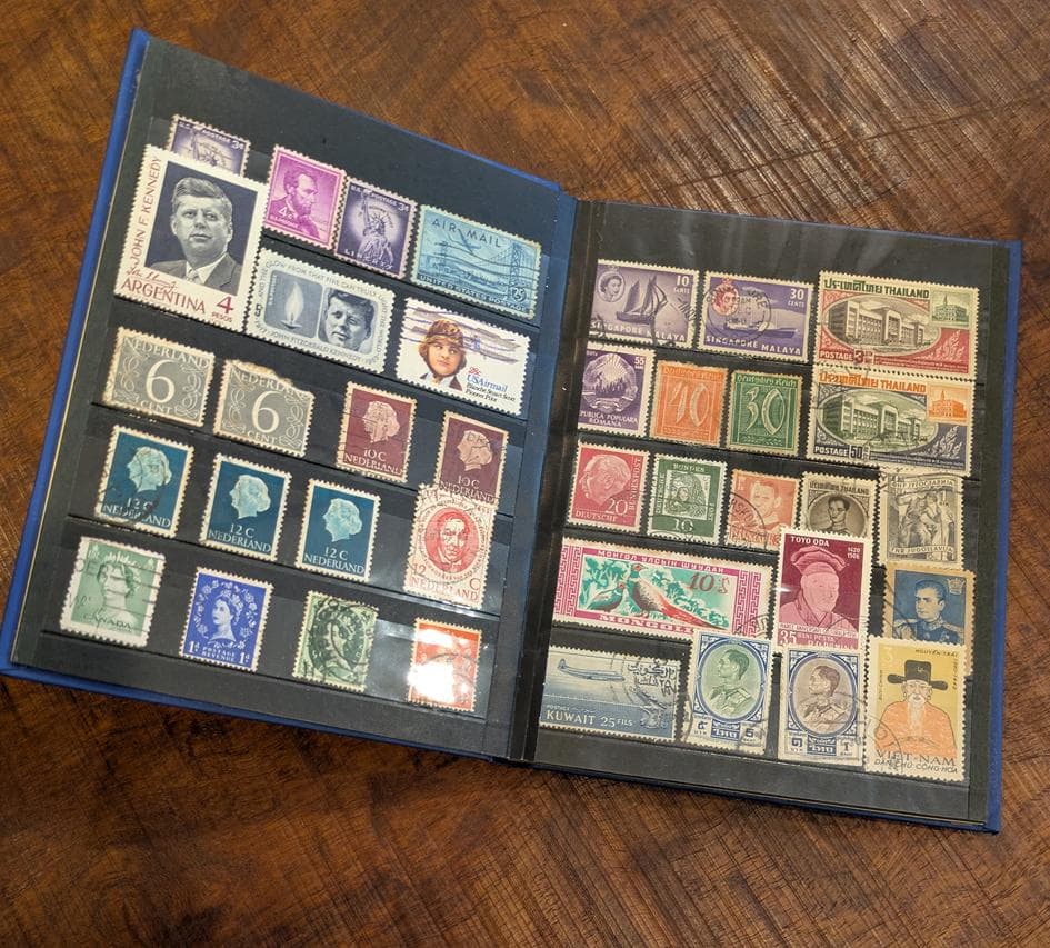 外国切手 海外切手 まとめて 使用済 ストックブック アルバム ごと