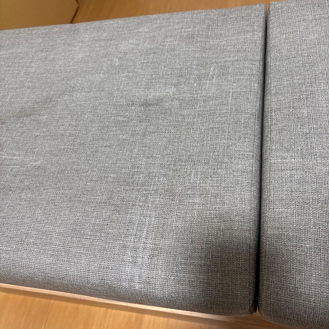 収納スペース&コンセントポート付きグレーソファ