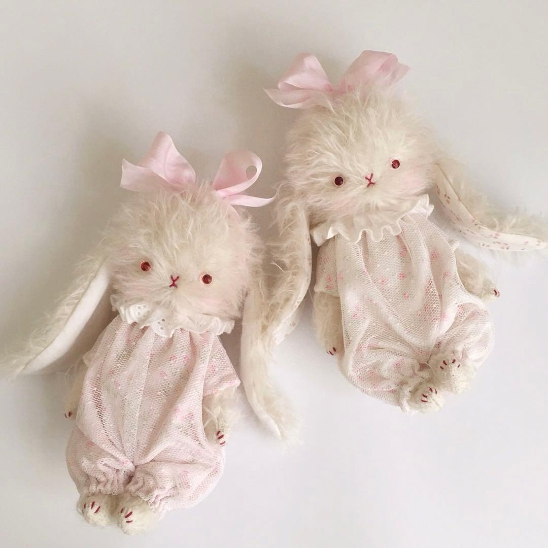 優しい垂れ耳うさぎちゃん アーティストベア 海外作家様 ハンドメイド ぬいぐるみ