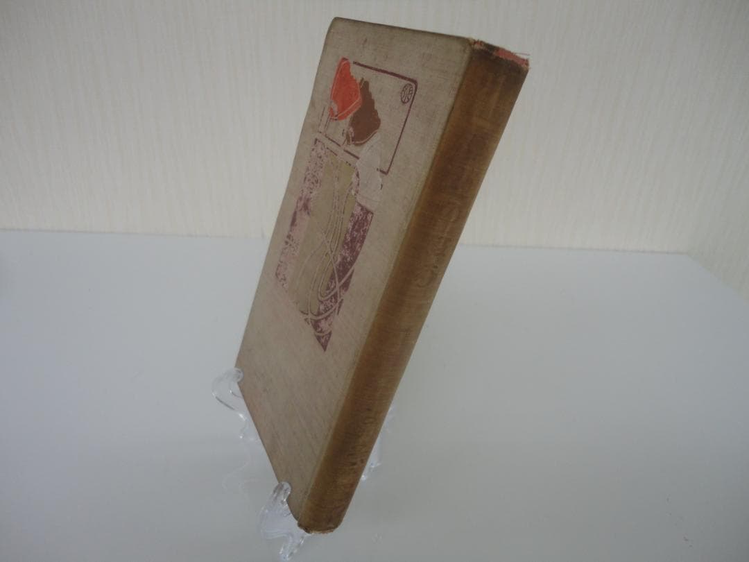 オリジナルレジンアレンジ♪ガンメタ蝶々のホワイト系カスタムボールペン❤