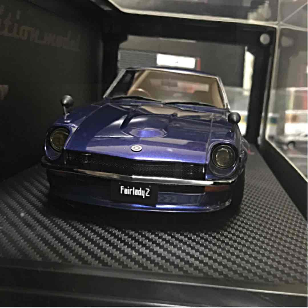 イグニッションモデル 1/18 フェアレディZ（S30）Blue 浮有②